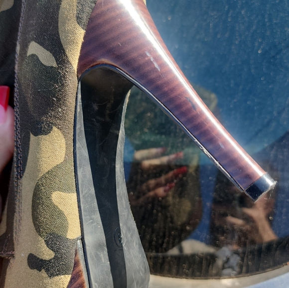 Camo heels ❤️ from Shoe dazzle - Picture 3 of 7